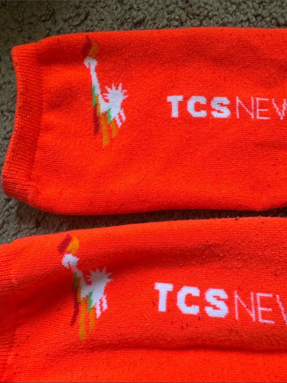 NEON Asics Bright Red TCS New York City Marathon Compression arm sleeves